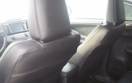 Toyota RAV4, 2017 год, 2 650 000 рублей, 6 фотография