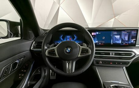 BMW 3 серия, 2024 год, 7 700 000 рублей, 15 фотография