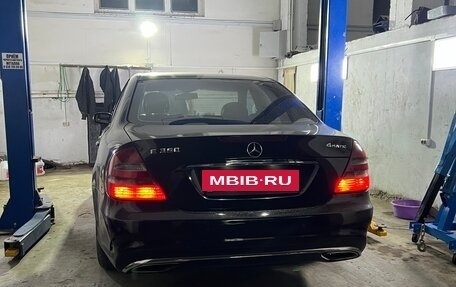 Mercedes-Benz E-Класс, 2005 год, 800 000 рублей, 2 фотография