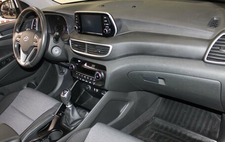 Hyundai Tucson III, 2019 год, 1 987 000 рублей, 13 фотография