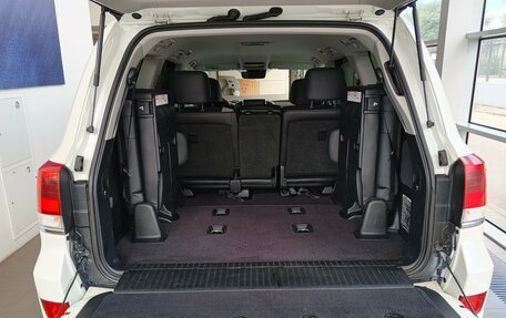 Toyota Land Cruiser 200, 2016 год, 4 590 000 рублей, 6 фотография