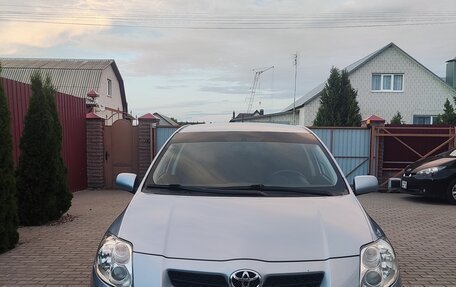 Toyota Auris II, 2008 год, 865 000 рублей, 2 фотография