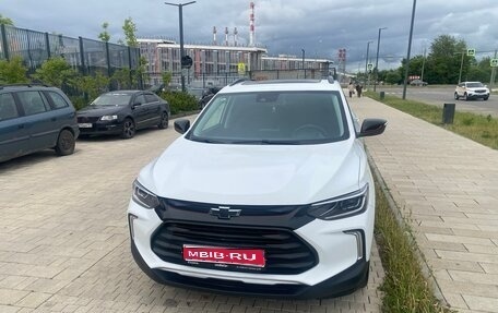 Chevrolet Tracker, 2022 год, 1 950 000 рублей, 1 фотография
