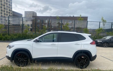 Chevrolet Tracker, 2022 год, 1 950 000 рублей, 4 фотография