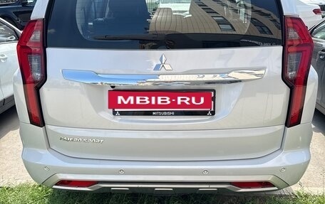 Mitsubishi Pajero Sport III рестайлинг, 2020 год, 3 500 000 рублей, 7 фотография
