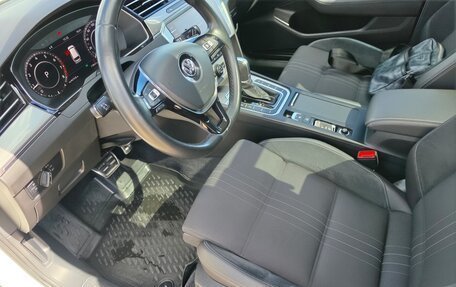 Volkswagen Passat B8 рестайлинг, 2018 год, 3 100 000 рублей, 11 фотография