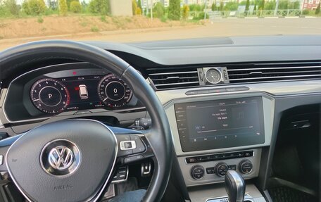 Volkswagen Passat B8 рестайлинг, 2018 год, 3 100 000 рублей, 17 фотография