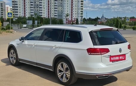 Volkswagen Passat B8 рестайлинг, 2018 год, 3 100 000 рублей, 7 фотография