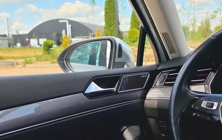 Volkswagen Passat B8 рестайлинг, 2018 год, 3 100 000 рублей, 16 фотография