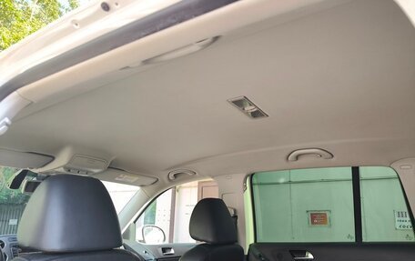 Volkswagen Tiguan I, 2011 год, 1 145 000 рублей, 16 фотография