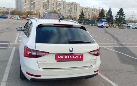 Skoda Superb III рестайлинг, 2018 год, 2 980 000 рублей, 13 фотография