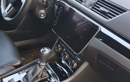Skoda Superb III рестайлинг, 2018 год, 2 980 000 рублей, 20 фотография