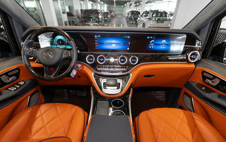 Mercedes-Benz Vito, 2024 год, 7 500 000 рублей, 8 фотография