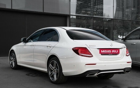 Mercedes-Benz E-Класс, 2020 год, 3 685 000 рублей, 7 фотография