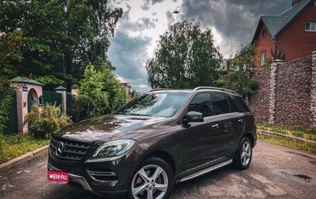Mercedes-Benz M-Класс, 2013 год, 1 900 000 рублей, 1 фотография