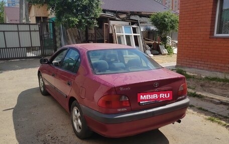 Toyota Avensis III рестайлинг, 1998 год, 270 000 рублей, 5 фотография