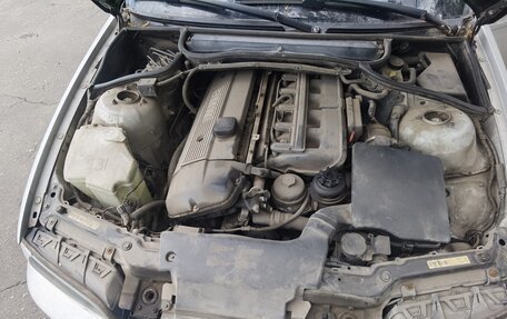 BMW 3 серия, 2000 год, 700 000 рублей, 20 фотография