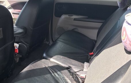 Mitsubishi Grandis, 2006 год, 450 000 рублей, 4 фотография