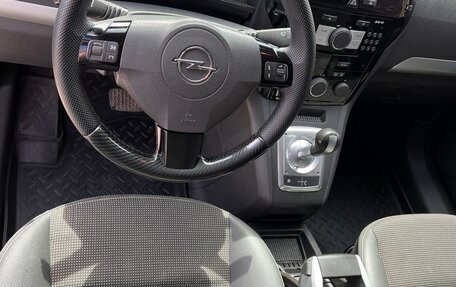 Opel Zafira B, 2008 год, 775 000 рублей, 10 фотография