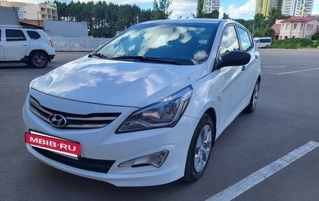 Hyundai Solaris II рестайлинг, 2016 год, 730 000 рублей, 2 фотография
