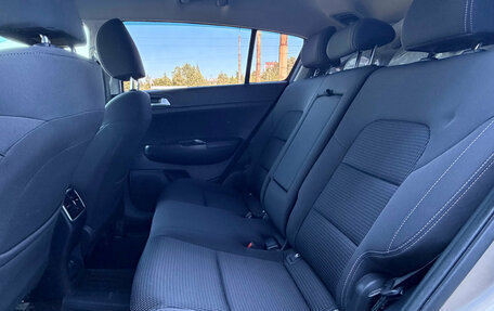 KIA Sportage IV рестайлинг, 2018 год, 1 790 000 рублей, 11 фотография