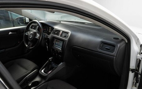 Volkswagen Jetta VI, 2013 год, 1 049 000 рублей, 15 фотография