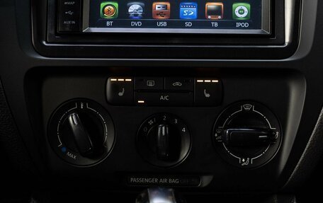 Volkswagen Jetta VI, 2013 год, 1 049 000 рублей, 23 фотография