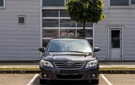 Toyota Camry, 2011 год, 1 395 000 рублей, 2 фотография