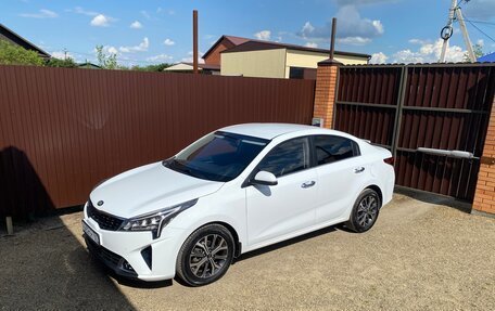 KIA Rio IV, 2020 год, 1 680 000 рублей, 1 фотография