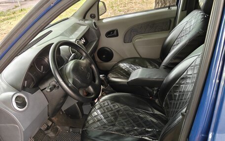 Renault Logan I, 2006 год, 280 000 рублей, 7 фотография