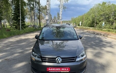 Volkswagen Sharan II, 2019 год, 2 800 000 рублей, 3 фотография