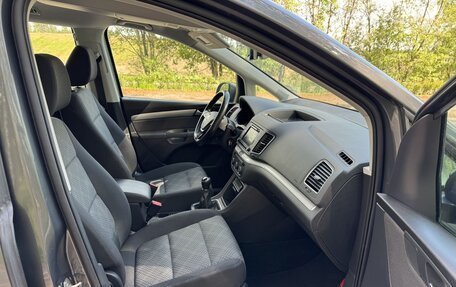 Volkswagen Sharan II, 2019 год, 2 800 000 рублей, 9 фотография