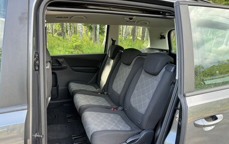 Volkswagen Sharan II, 2019 год, 2 800 000 рублей, 18 фотография
