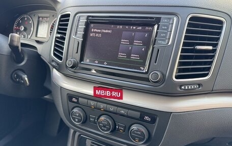 Volkswagen Sharan II, 2019 год, 2 800 000 рублей, 12 фотография