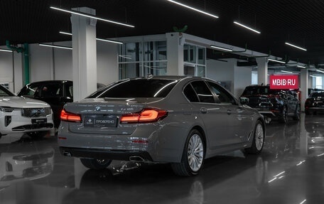BMW 5 серия, 2021 год, 3 870 000 рублей, 5 фотография