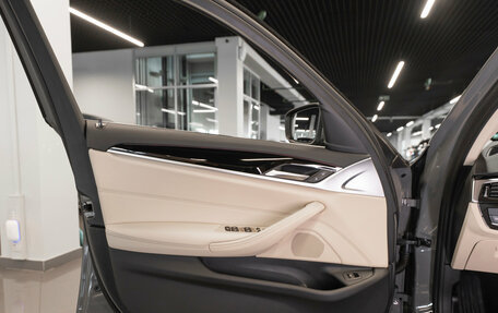 BMW 5 серия, 2021 год, 3 870 000 рублей, 20 фотография
