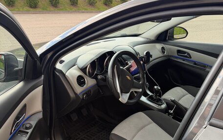 Chevrolet Cruze II, 2014 год, 950 000 рублей, 3 фотография