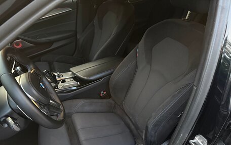 BMW 5 серия, 2019 год, 2 450 000 рублей, 14 фотография