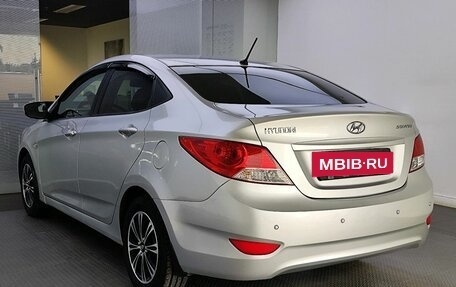 Hyundai Solaris II рестайлинг, 2011 год, 755 000 рублей, 7 фотография
