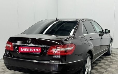 Mercedes-Benz E-Класс, 2011 год, 1 370 000 рублей, 5 фотография