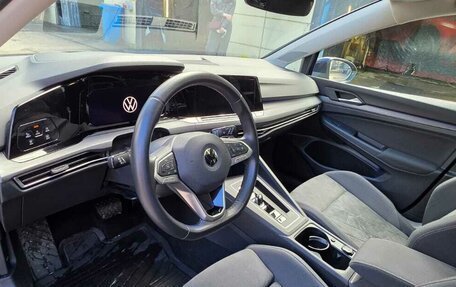 Volkswagen Golf VIII, 2021 год, 3 690 000 рублей, 6 фотография
