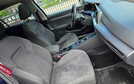 Volkswagen Golf VIII, 2021 год, 3 690 000 рублей, 7 фотография