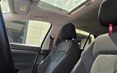 Volkswagen Golf VIII, 2021 год, 3 690 000 рублей, 13 фотография