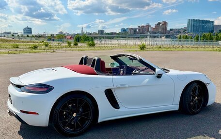 Porsche Boxster, 2022 год, 8 990 000 рублей, 4 фотография