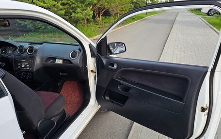 Ford Fiesta, 2008 год, 450 000 рублей, 11 фотография