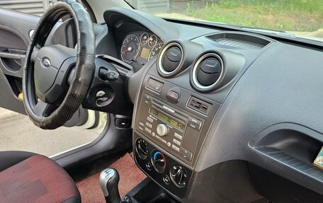 Ford Fiesta, 2008 год, 450 000 рублей, 14 фотография
