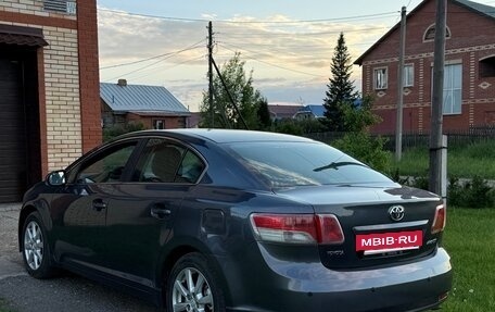 Toyota Avensis III рестайлинг, 2009 год, 920 000 рублей, 2 фотография