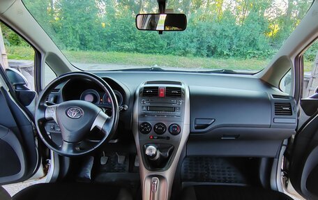 Toyota Auris II, 2007 год, 510 000 рублей, 11 фотография