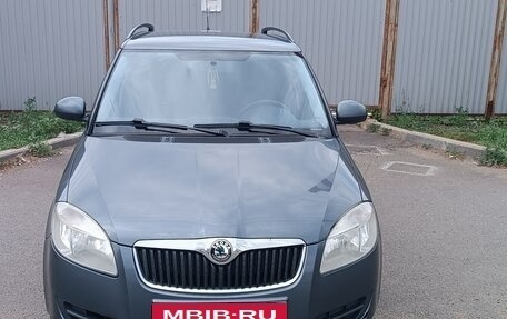 Skoda Fabia II, 2009 год, 490 000 рублей, 1 фотография