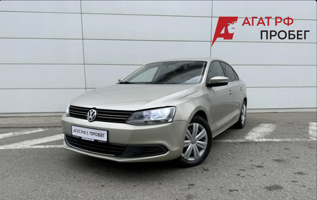 Volkswagen Jetta VI, 2013 год, 990 000 рублей, 1 фотография